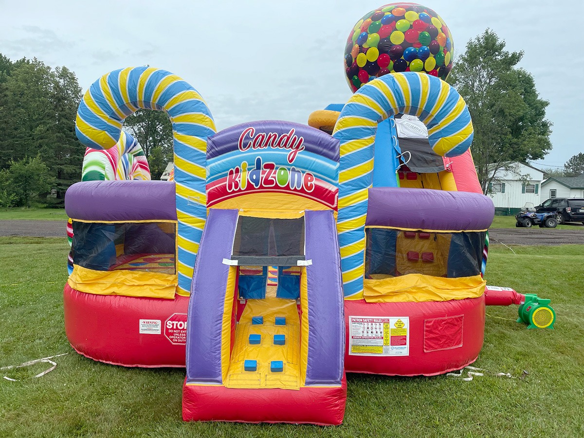 Candy Kid Zone Bounce House